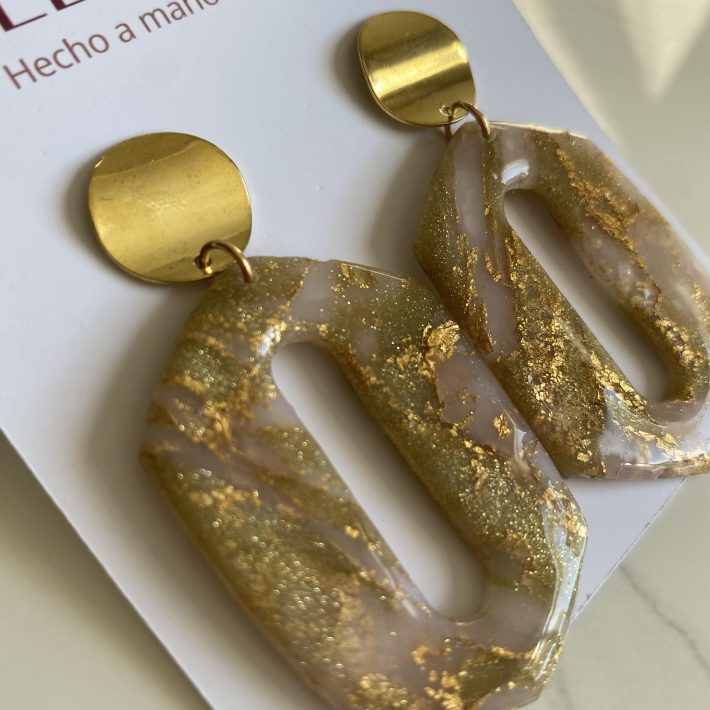 Aro Geometrico dorado